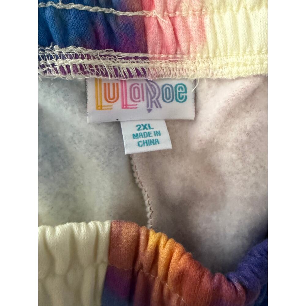 LulaRoe | NWT Serena Fleece Lined Lounge Shorts Tie Dyed | Size 2XL (20-22) - Picture 7 of 8